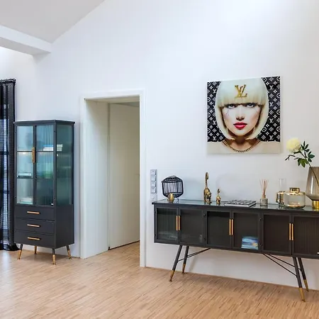 Apartment Luxus Wellness Loft - 245qm - Designwohnen Im Zentrum